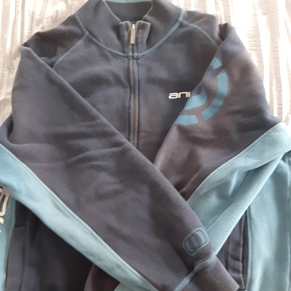 Animal Large Two Tone Blue Casual Jacket. - Picture 6 of 11